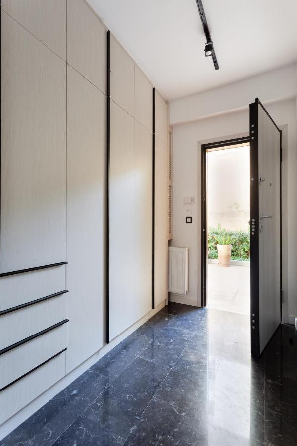 Seaside Apartment By Flisvos Marina أثينا المظهر الخارجي الصورة